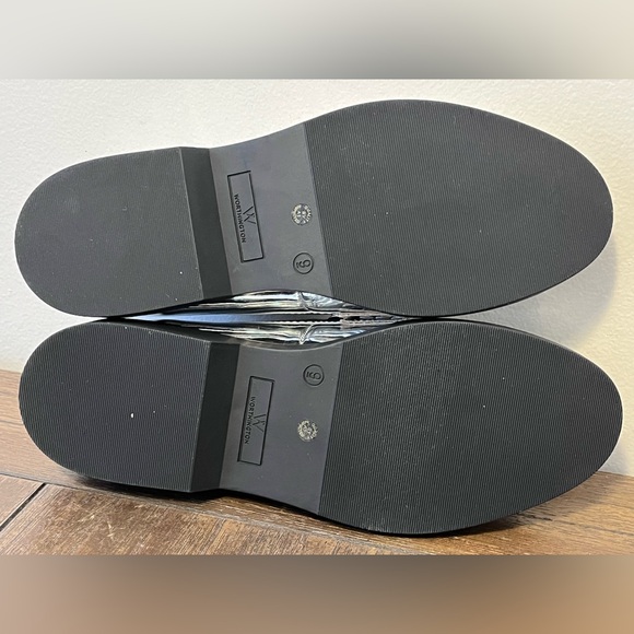 NWOT Worthington Silver Penny Loafers Womens size 9 - Picture 9 of 11